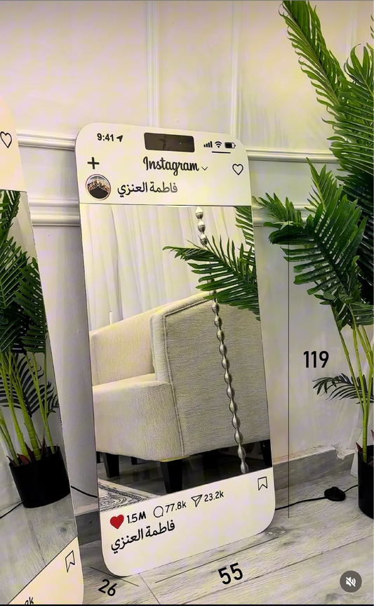 مرآة بإطار إنستغرام